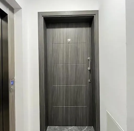 Chester 아파트 Pietà