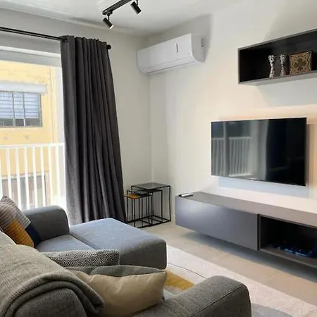 Chester Apartment Pieta